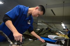 認(rèn)真，使簡單的勞動(dòng)變成美好